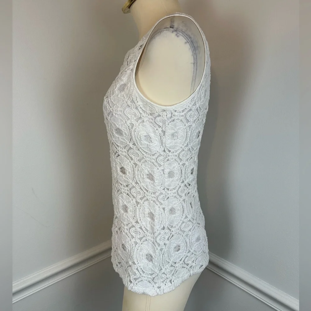 BANANA REPUBLIC Sleeveless White Lace Top Full Back Zip | Size 2 - Picture 4 of 13